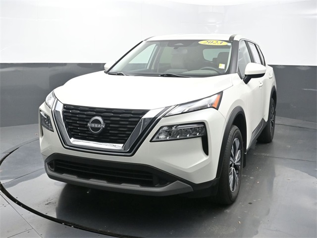 2023 Nissan Rogue SV's photo