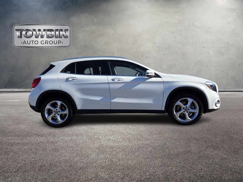 2018 Mercedes Benz GLA 250 photo 3