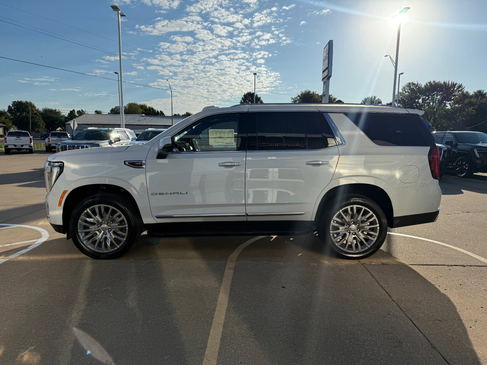 2026 Gmc Yukon Denali photo 3