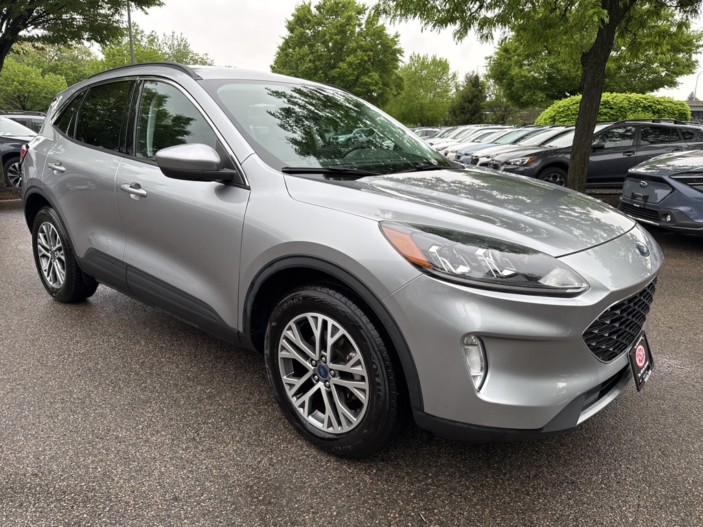 2022 Ford Escape SEL photo 4
