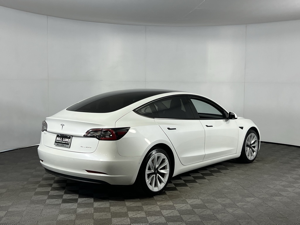 2022 Tesla Model 3 Long Range photo 4