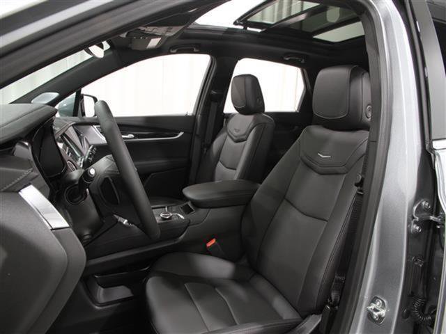2025 Cadillac XT5 Premium Luxury photo 5