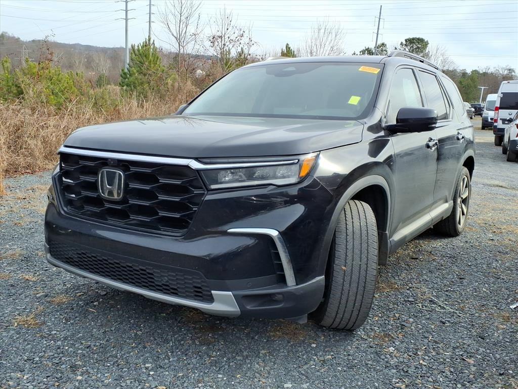 2023 Honda Pilot Elite's photo