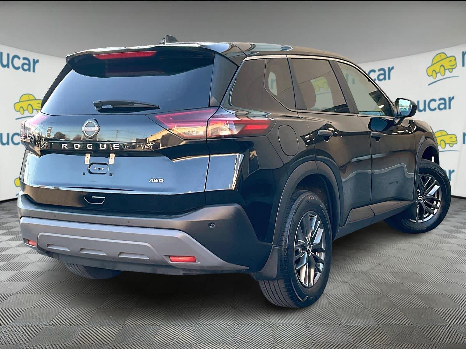 2023 Nissan Rogue AWD S photo 4