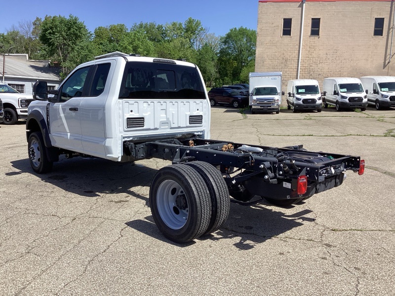2024 Ford F-550 photo 4