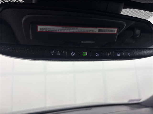 2023 Toyota Sienna Woodland Edition photo 22