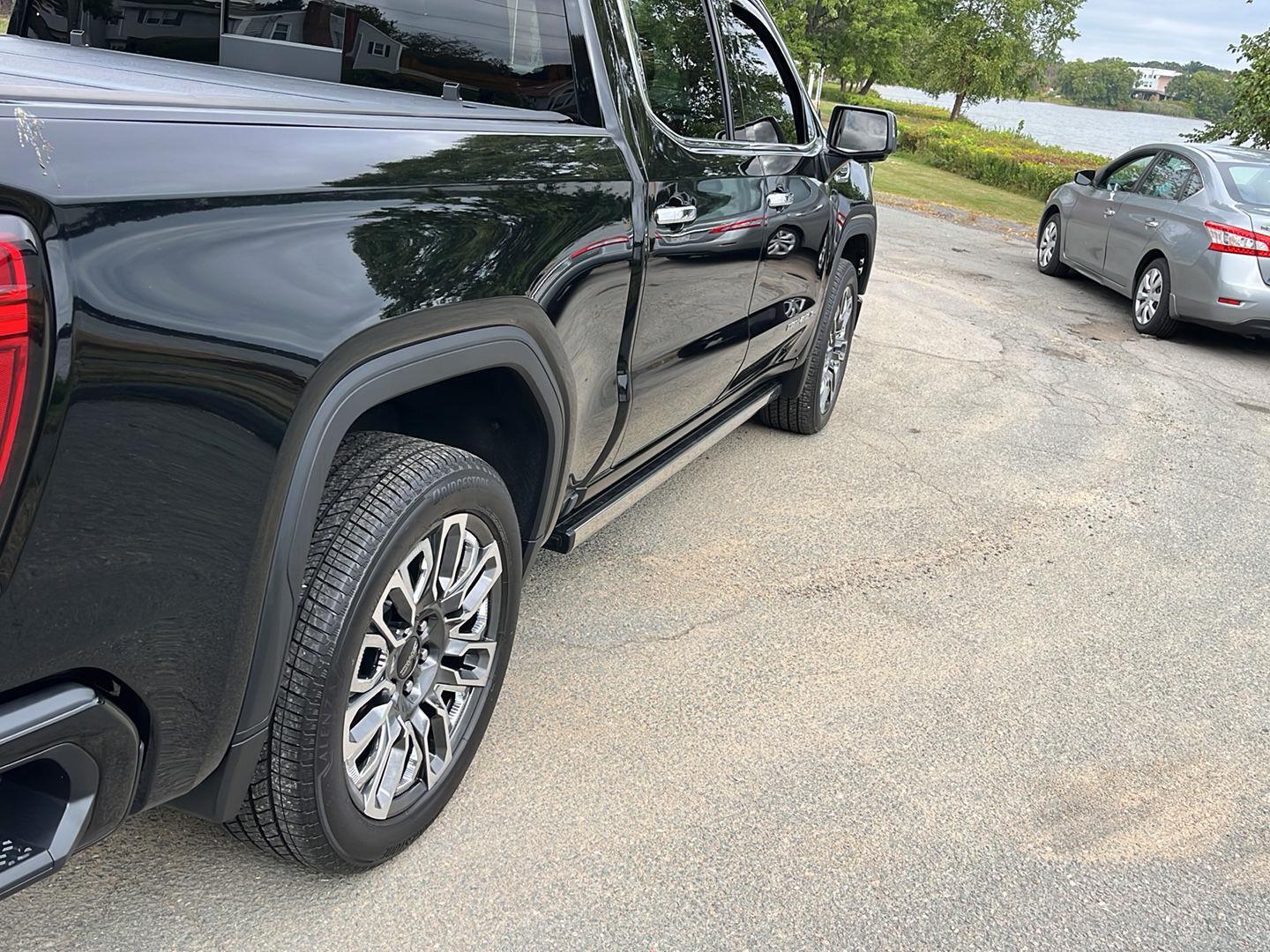 2024 Gmc Sierra 1500 Denali photo 2