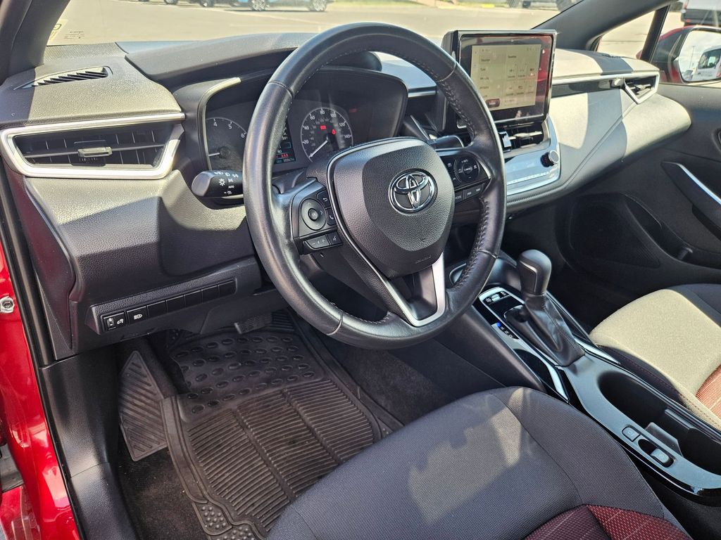 2023 Toyota Corolla SE photo 12
