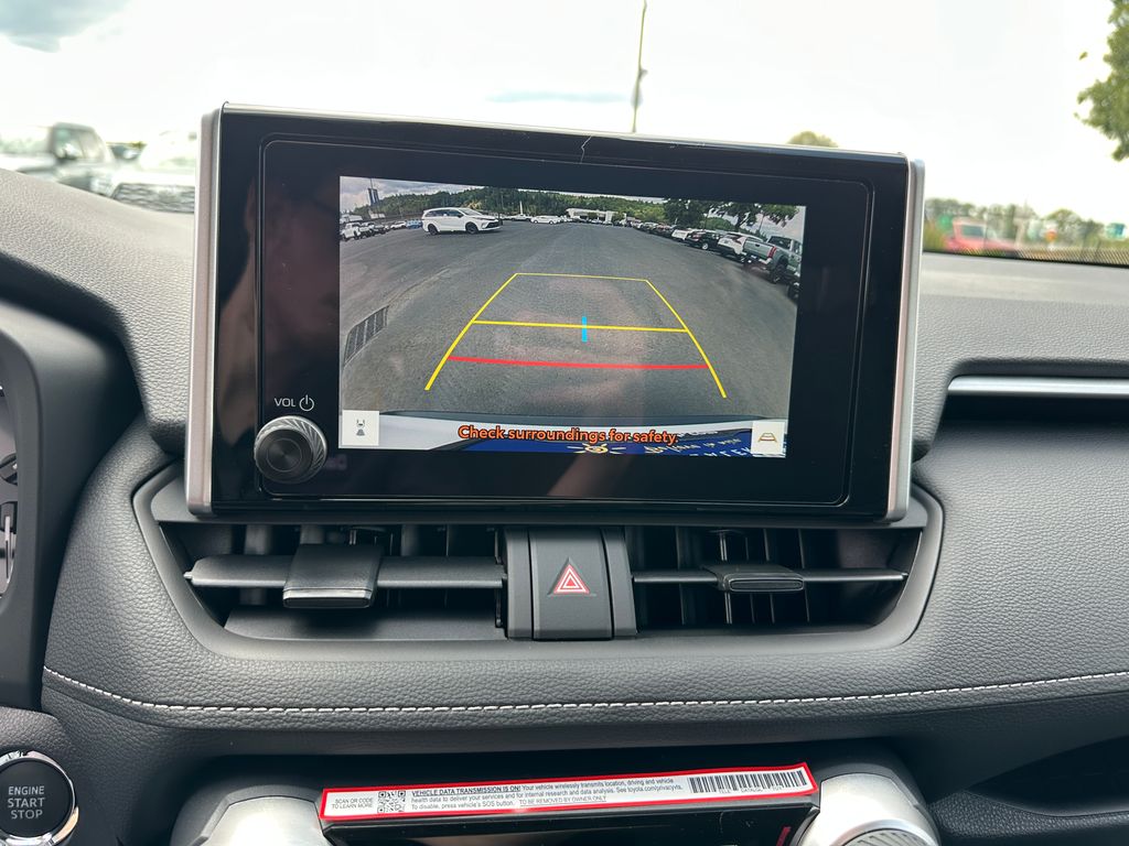 2025 Toyota RAV4 XLE photo 15