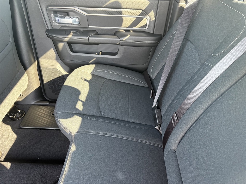 2026 Ram 2500 Big Horn photo 34