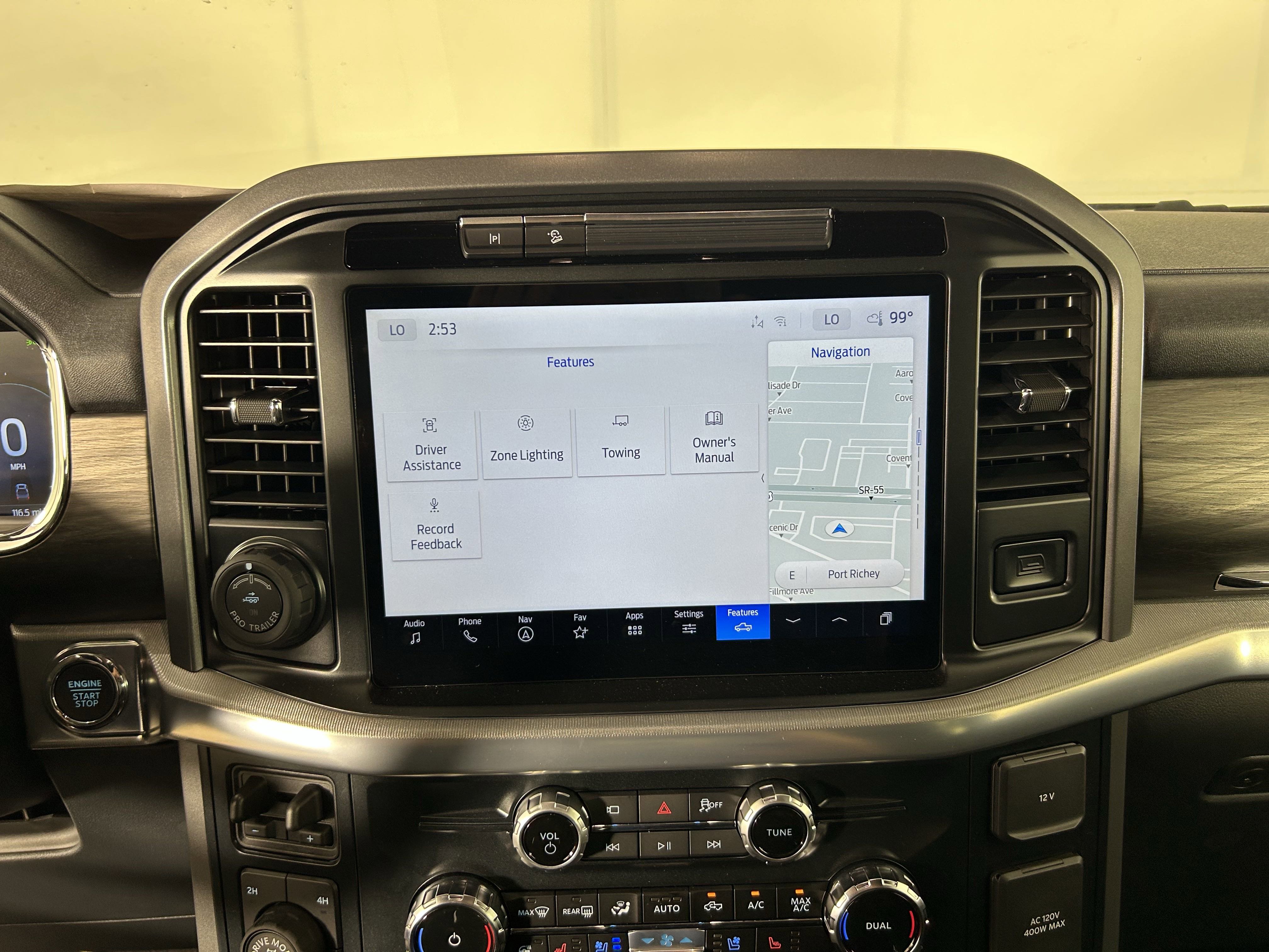 2025 Ford F-150 Lariat photo 18