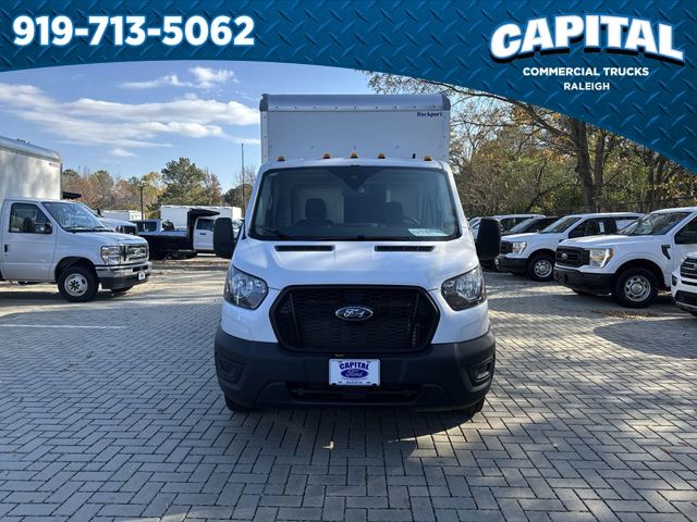 2024 Ford Transit Cutaway photo 3