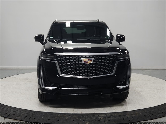 2023 Cadillac Escalade Premium Luxury photo 2