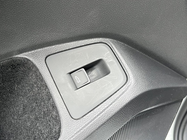 2024 Volkswagen Tiguan SE R-Line Black photo 27