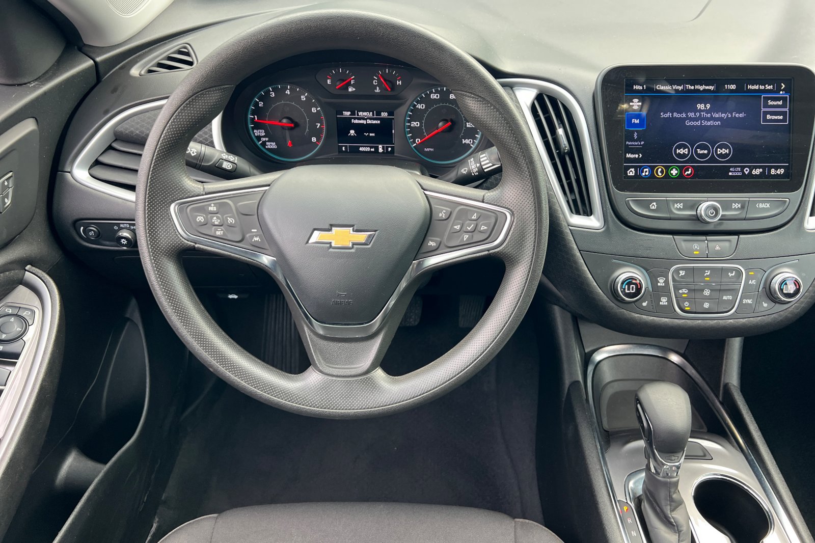 2023 Chevrolet Malibu 1LT photo 13