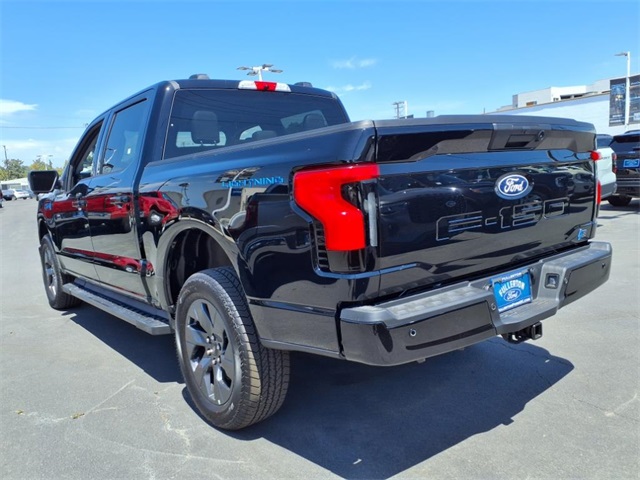 2025 Ford F-150 Lightning photo 3