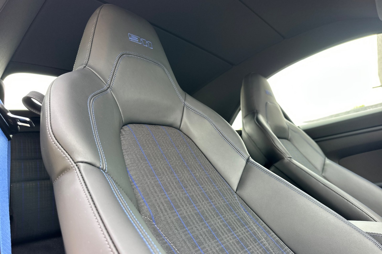 2026 Porsche 911 Cabriolet photo 18