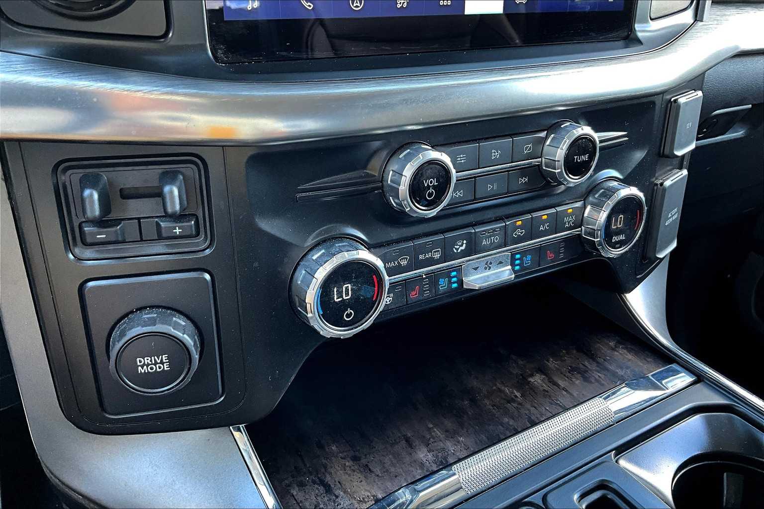 2021 Ford F-150 Lariat photo 33