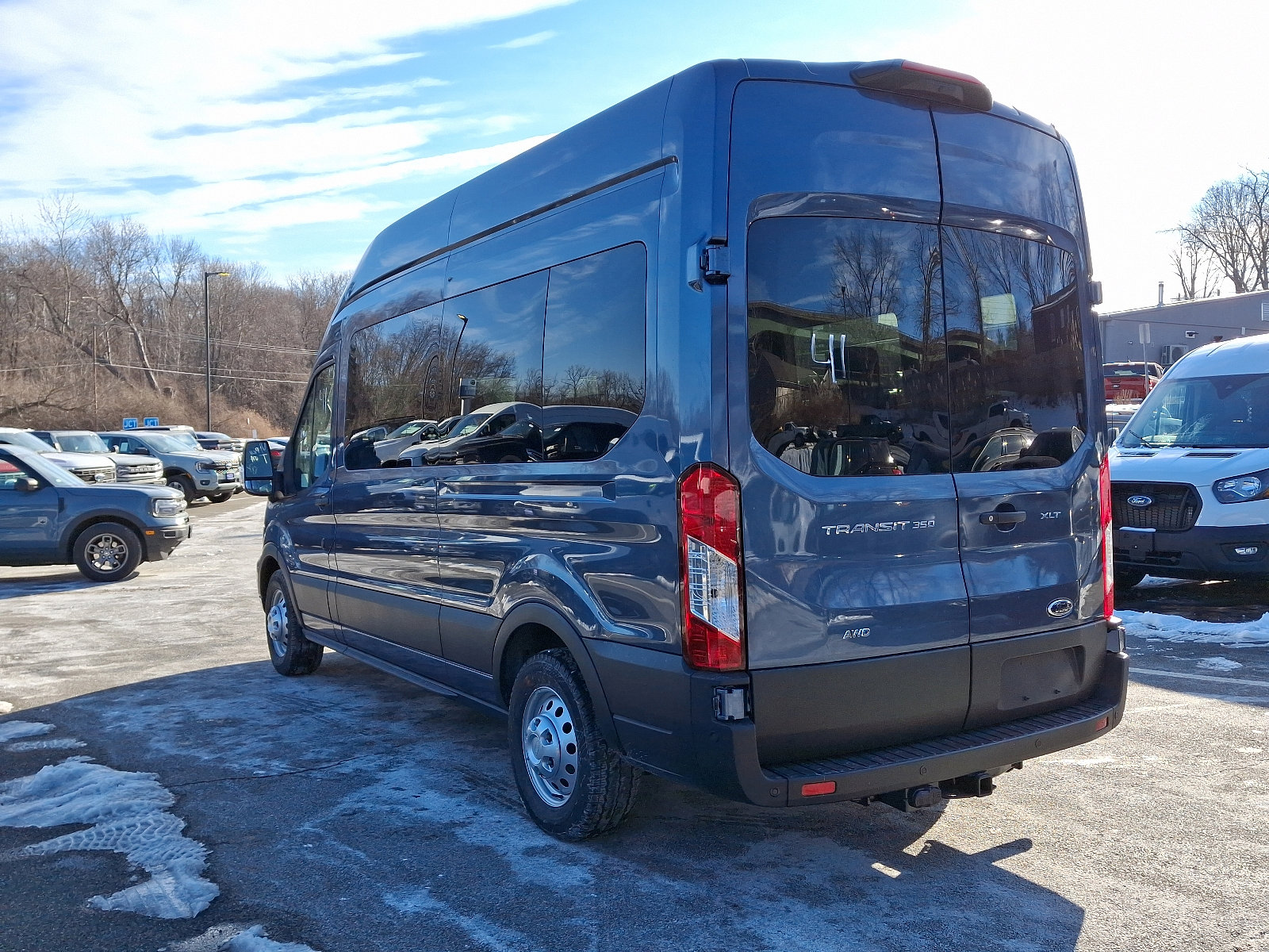 2024 Ford Transit Passenger Van XLT photo 3