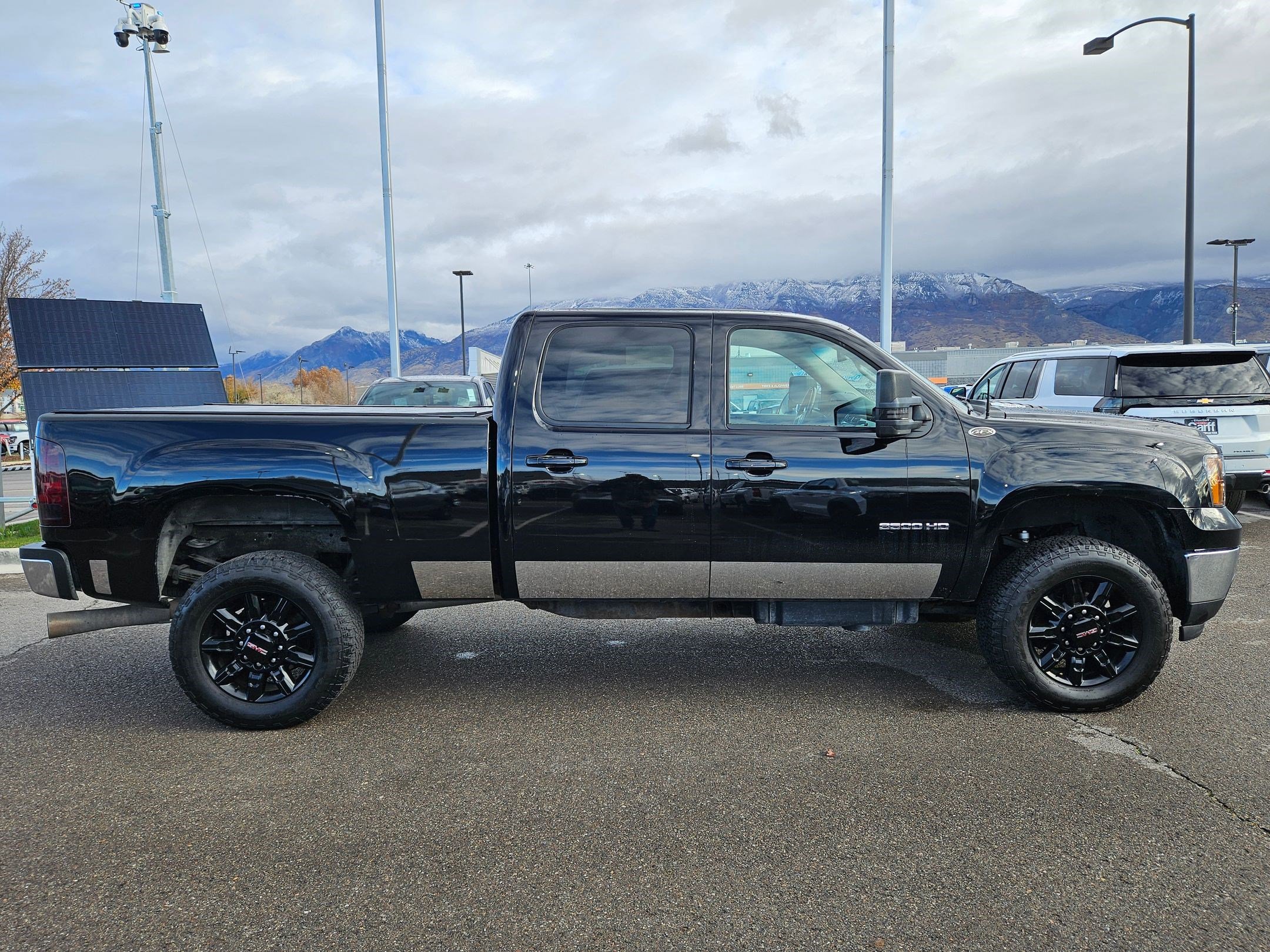 2012 Gmc Sierra SLT photo 2