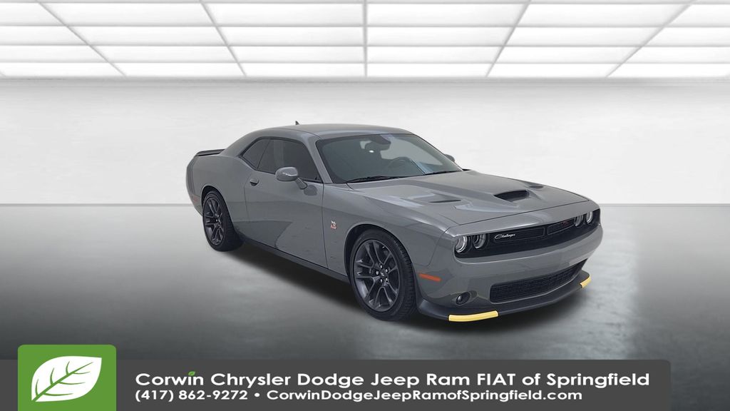 2023 Dodge Challenger R/T Scat Pack photo 3
