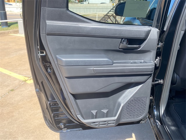 2025 Toyota Tacoma SR5 4x4 Double Cab photo 12
