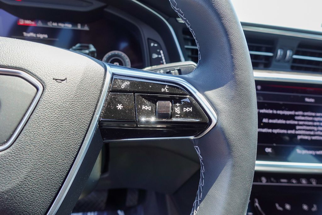 2023 Audi A6 3.0T Prestige photo 14