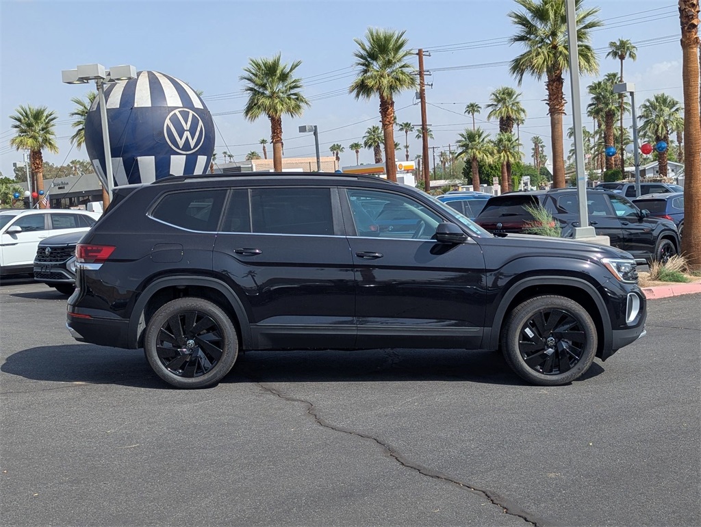 2026 Volkswagen Atlas SE Technology photo 2