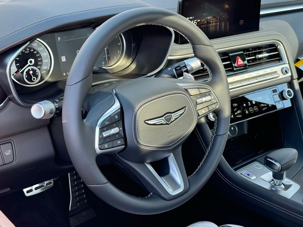 2025 Genesis G70 3.3T Sport Advanced photo 17