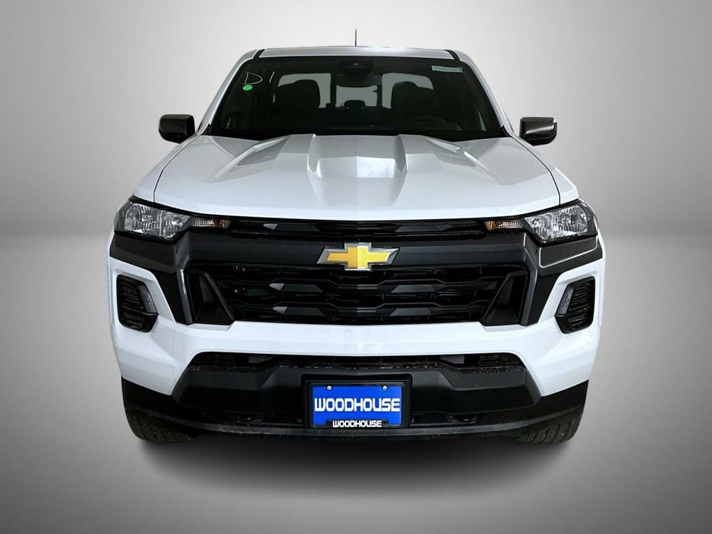 2025 Chevrolet Colorado Work Truck LT photo 2