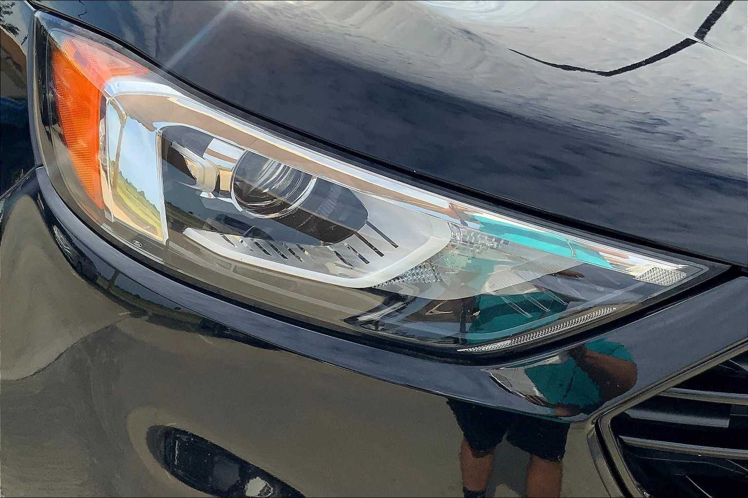 2022 Ford Edge SE photo 46