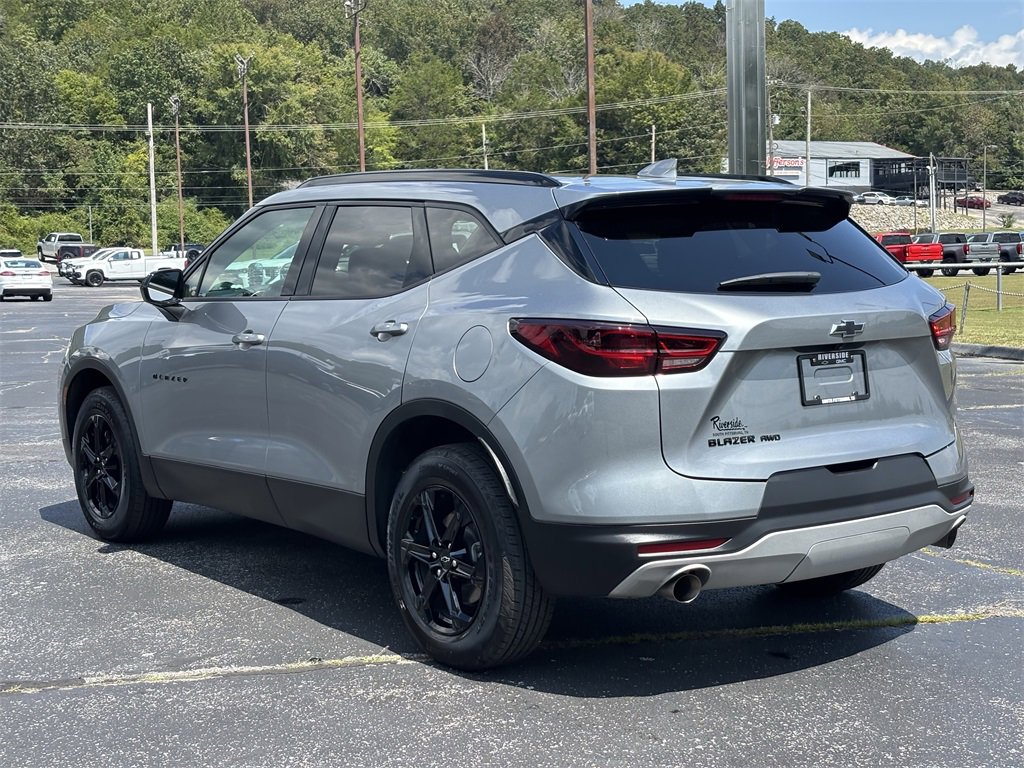 2025 Chevrolet Blazer 2LT photo 9