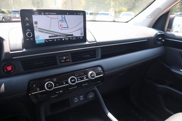 2023 Honda Pilot Touring photo 16