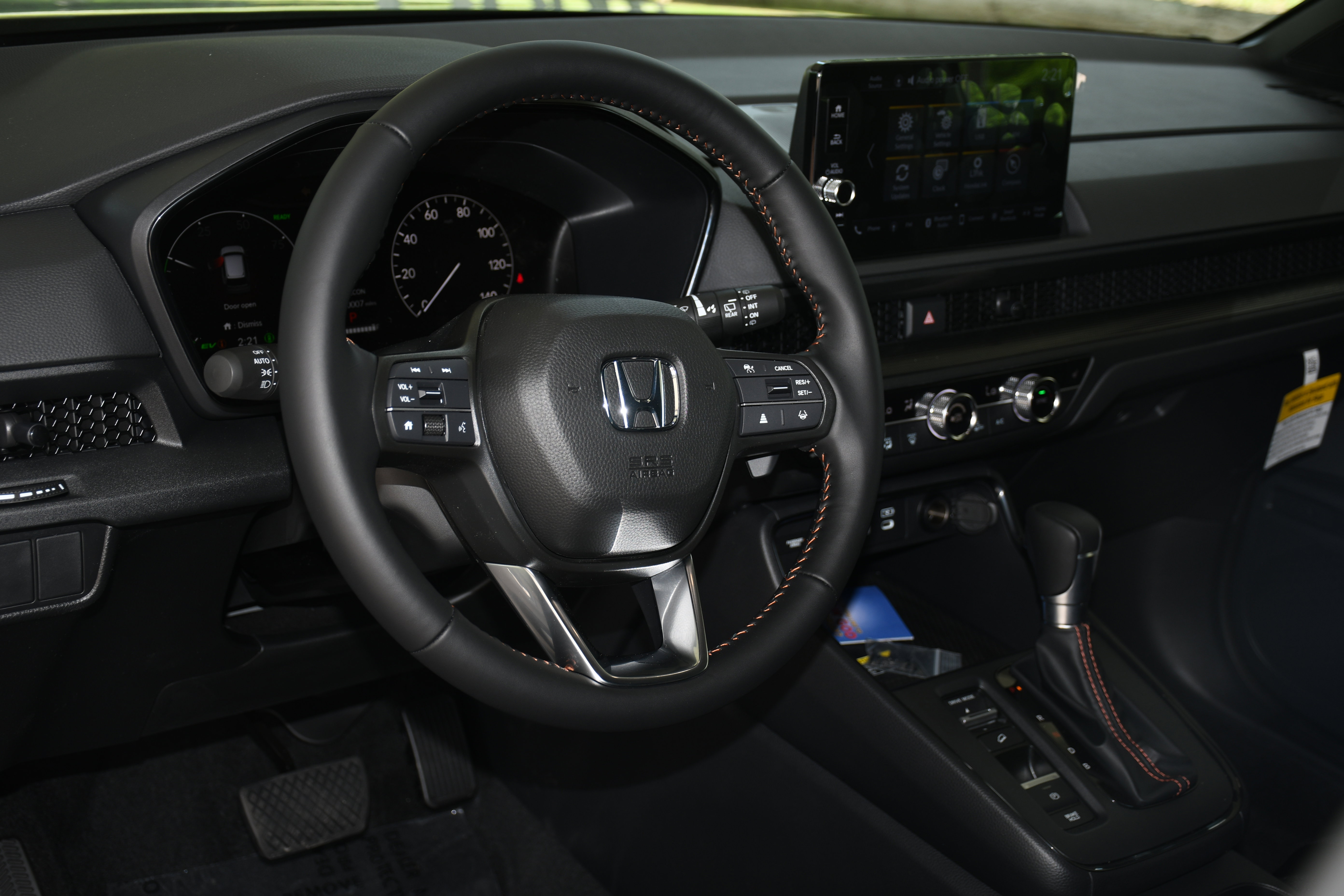 2025 Honda CR-V Hybrid Sport-L photo 2
