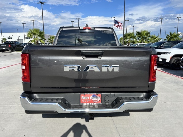 2025 Ram 1500 Tradesman photo 5