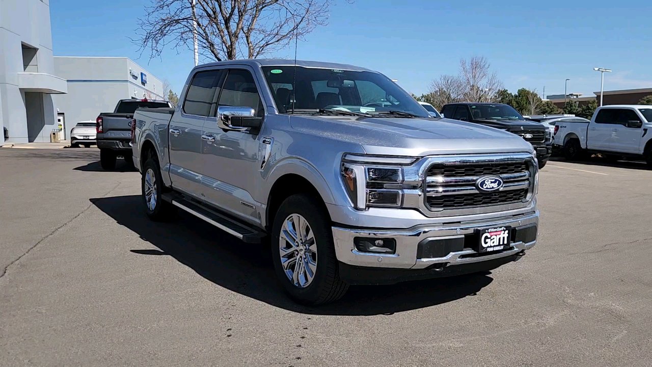 2025 Ford F-150 Lariat photo 4