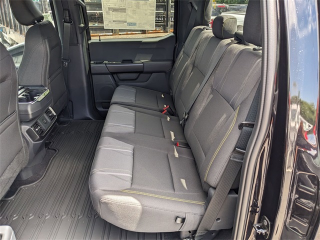 2025 Ford F-150 STX photo 9