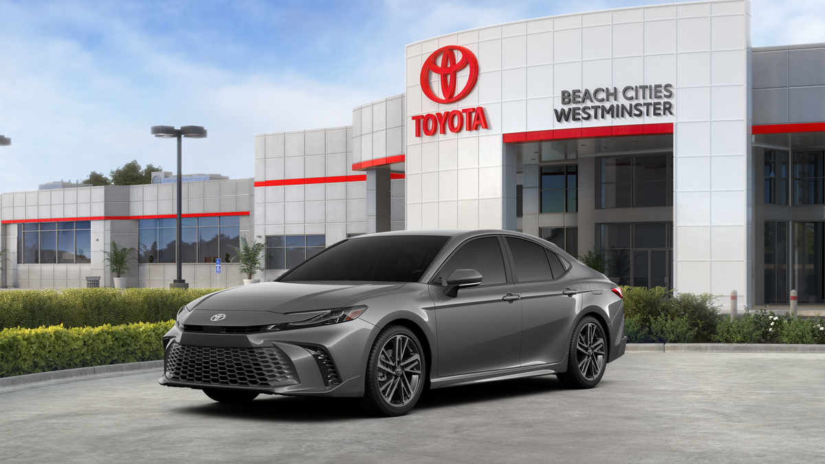 2026 Toyota Camry XSE's photo