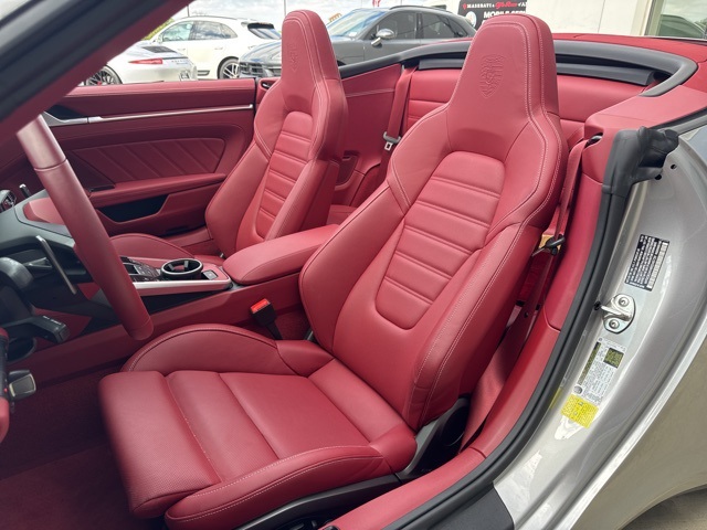 2024 Porsche 911 S Cabriolet photo 24