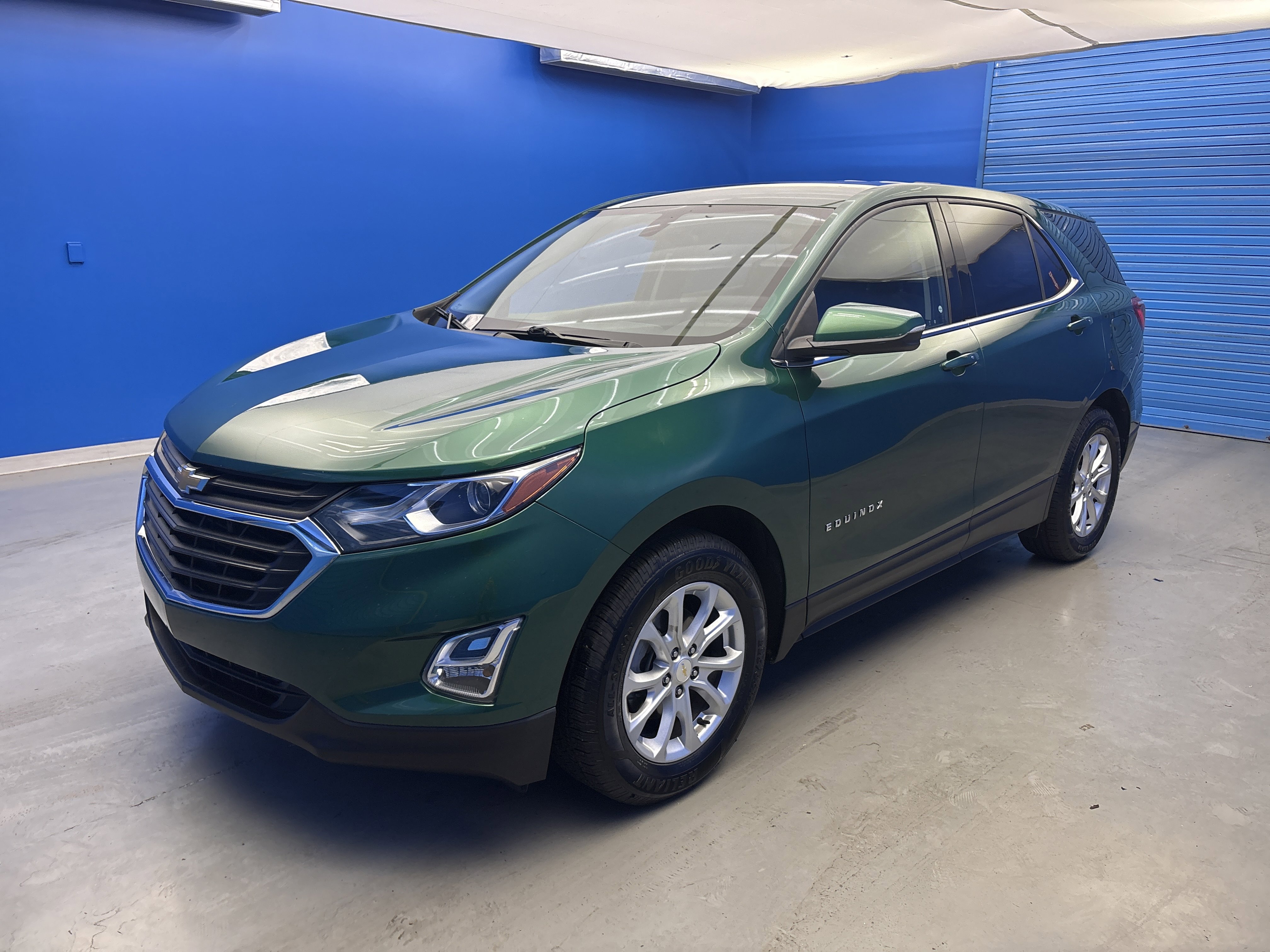 2019 Chevrolet Equinox LT photo 4