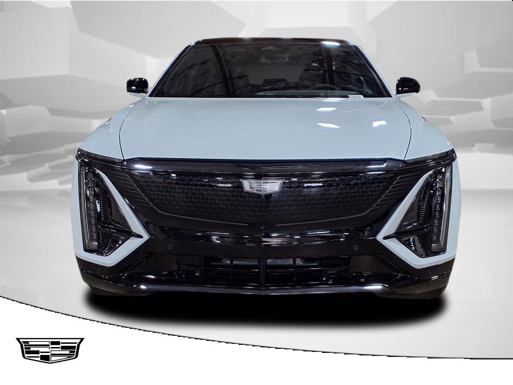 2026 Cadillac Lyriq Sport photo 2