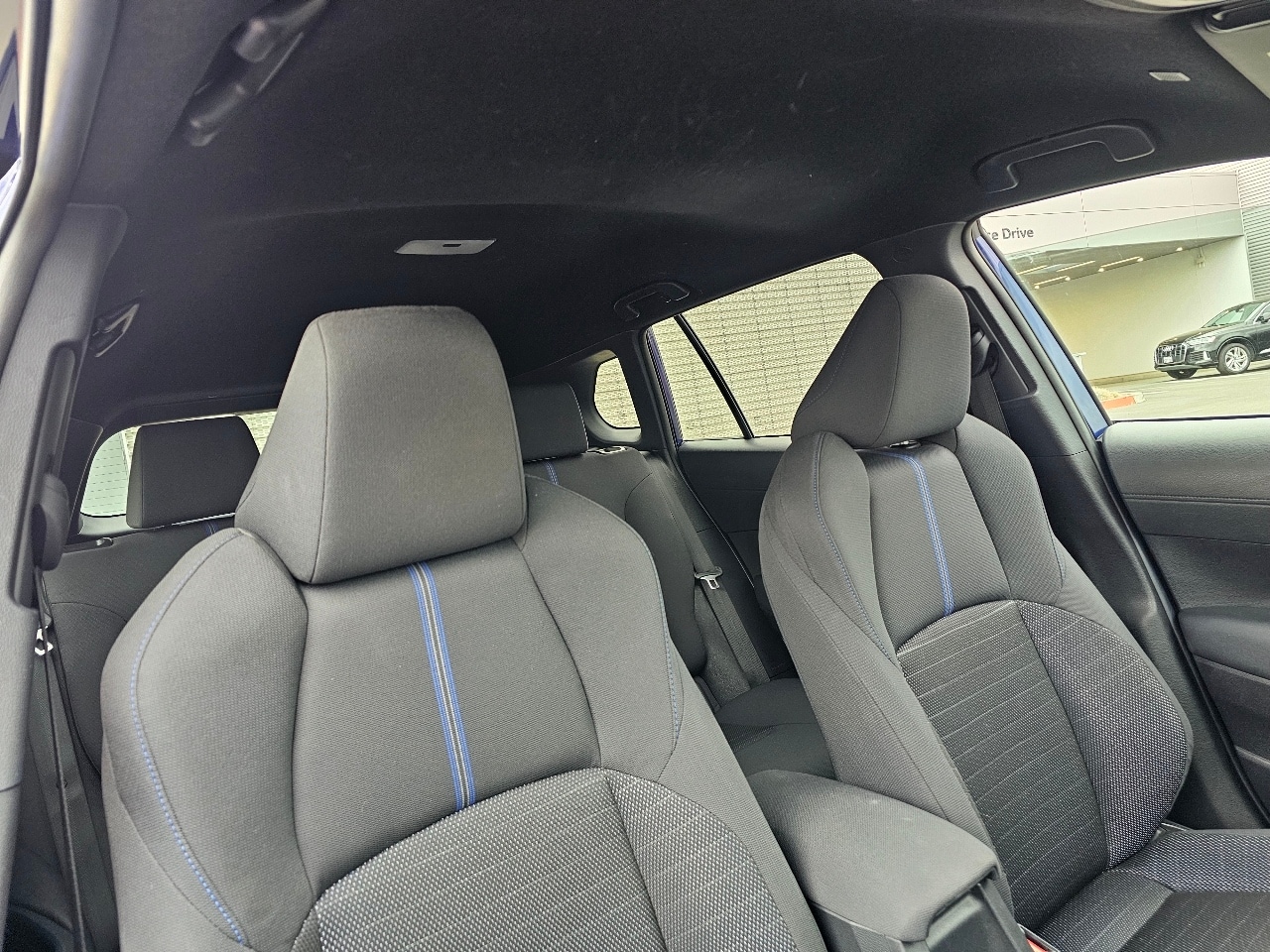 2023 Toyota Corolla Hybrid SE photo 3