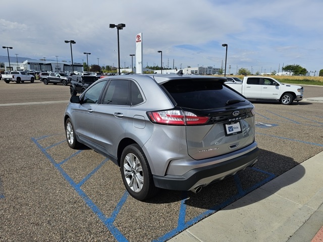 2024 Ford Edge Titanium photo 6