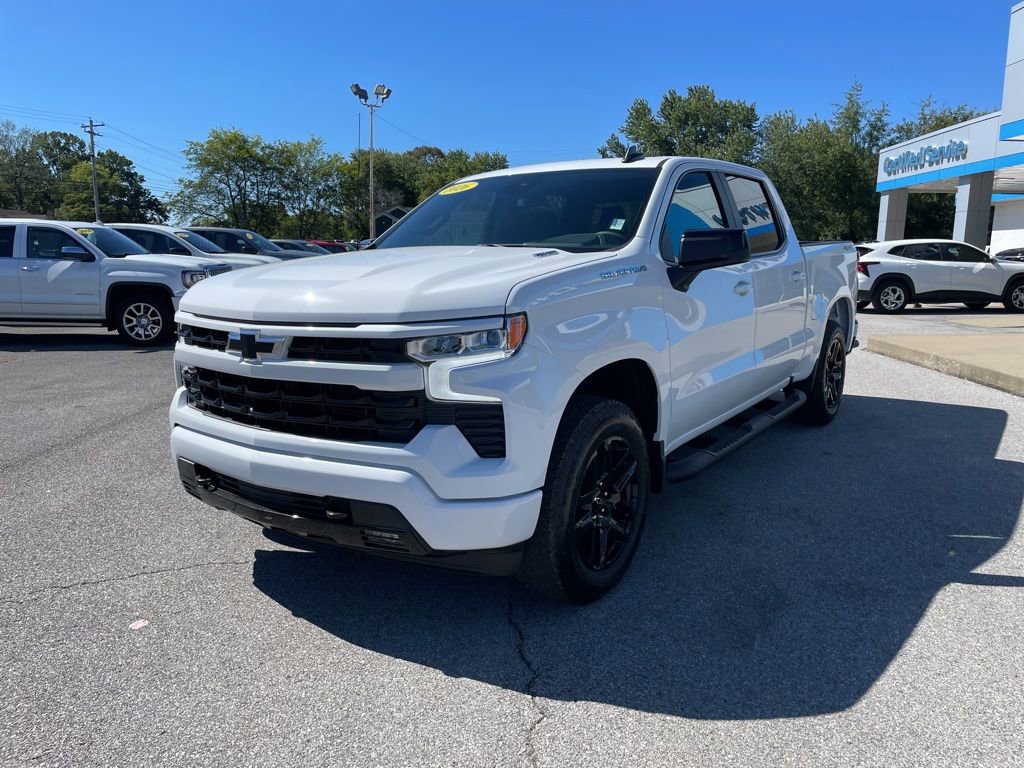 2026 Chevrolet Silverado 1500 RST photo 2
