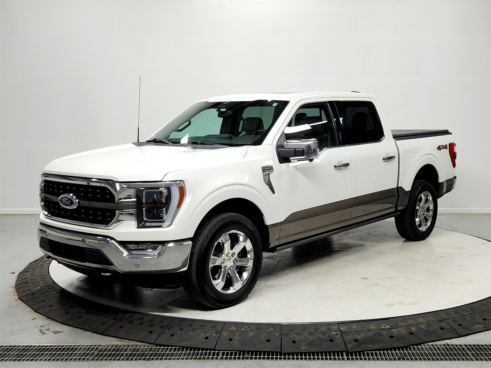 2023 Ford F-150 King Ranch photo 3