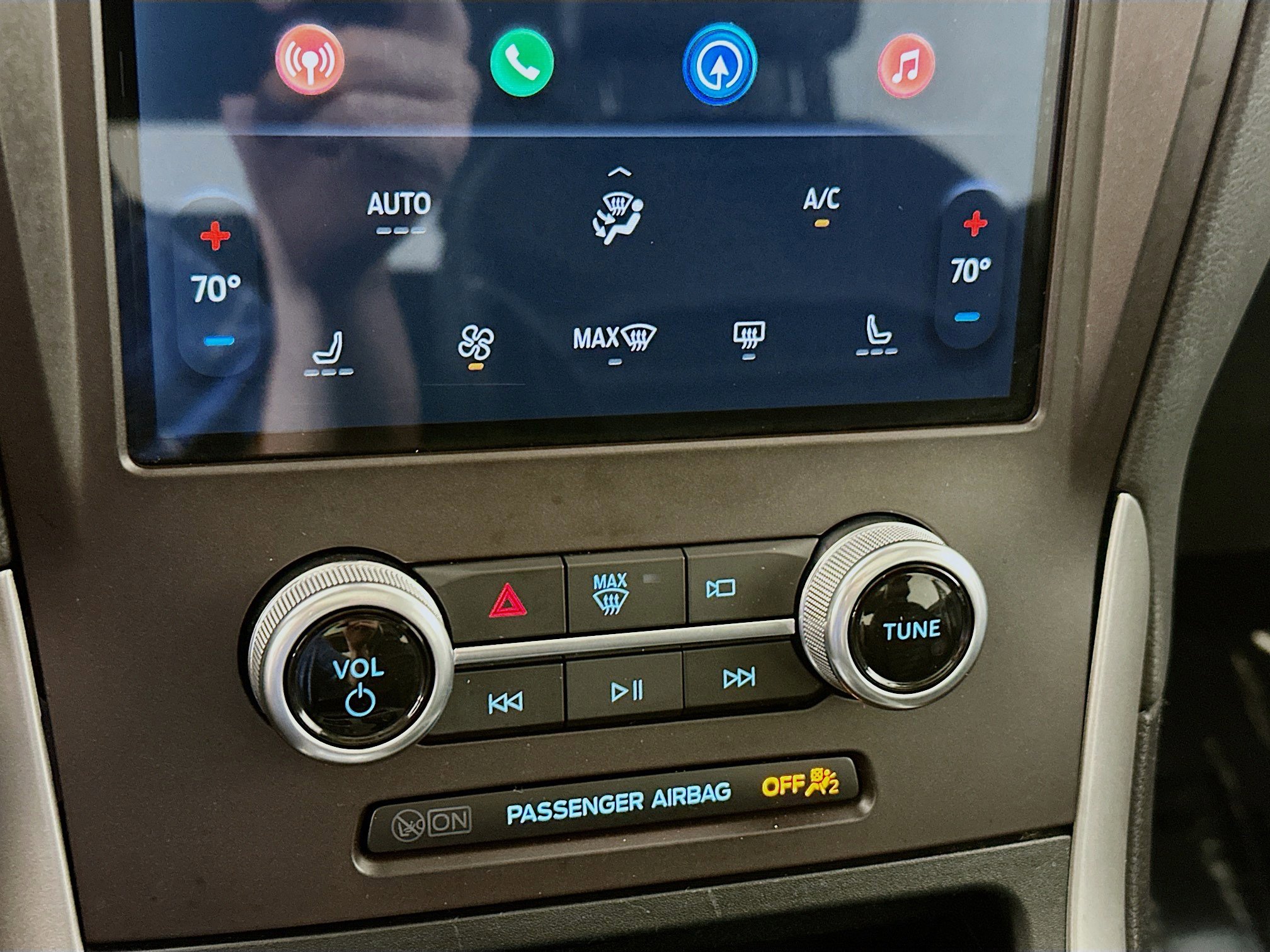 2021 Ford Edge SEL photo 12