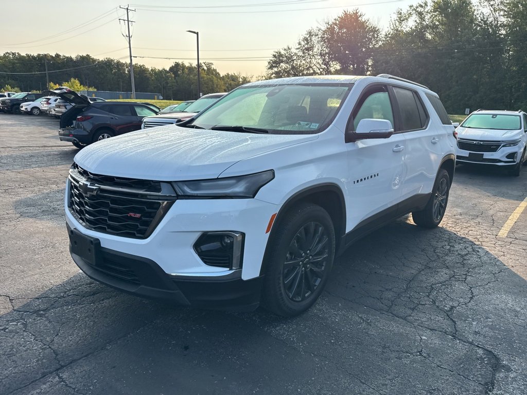 2023 Chevrolet Traverse RS photo 3