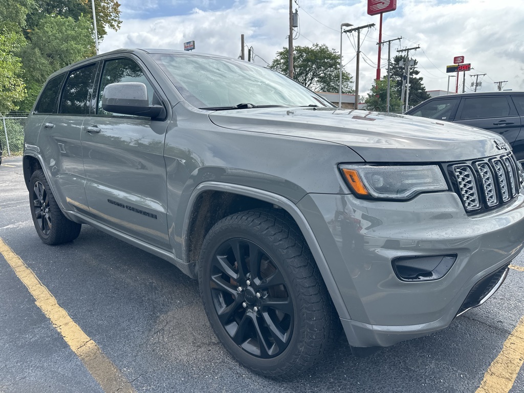 2020 Jeep Grand Cherokee Altitude photo 5