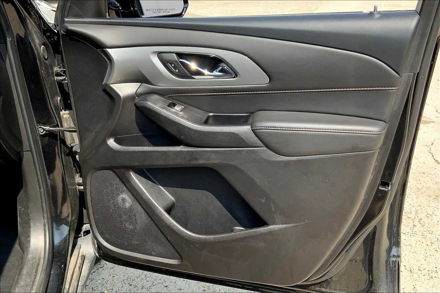 2020 Chevrolet Traverse LS photo 19