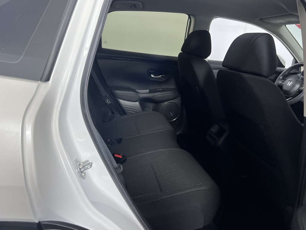 2025 Honda HR-V LX photo 26